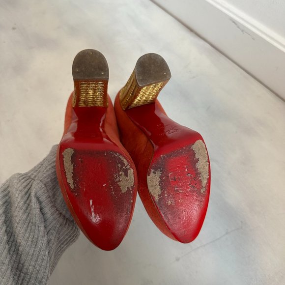 Christian Louboutin Red and Gold Heels - Picture 12 of 14